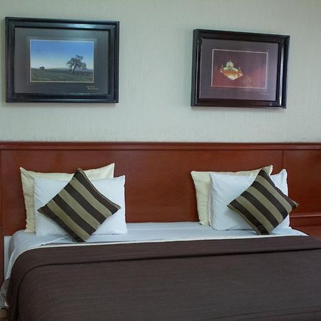 Hôtel Mansion Mijashe Wellness & Travel House à Morelia Extérieur photo